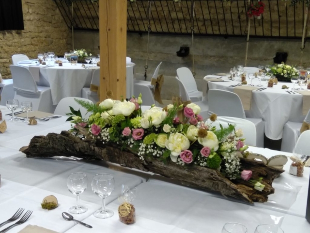 centre de table mariage arbre pivoine fleuriste effleurs